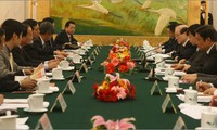 Активизация отношений дружбы и всестороннего сотрудничества между СРВ И КНР
