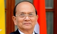 Начался первый визит во Вьетнам президента Мьянмы