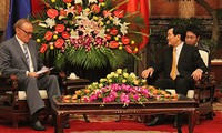 Президент Вьетнама принял министра иностранных дел Австралии