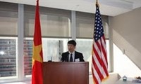 Встреча между представителями посольства и Общества вьетнамских бизнесменов