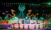 Спектакль «В мире воцарилось спокойствие» в рамках Фестиваля Хюэ-2012