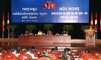 Открылась Конференция «Отношения сотрудничества между вьетнамским и лаосским...