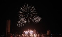 Открылся Международный конкурс фейерверков-2012 в городе Дананг