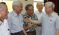 Генеральный секретарь ЦК КПВ Нгуен Фу Чонг встретился с избирателями Ханоя