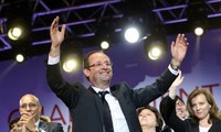 Франсуа Олланд одержал победу во втором туре выборов президента Франции