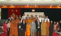ЦК Отечественного фронта Вьетнама принял делегацию камбоджийских буддистов