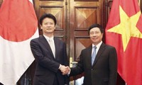 Переговоры между главами МИД Вьетнама и Японии