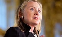 Хиллари Клинтон: США задействуют всю мощь, чтобы не дать Ирану ядерное оружие