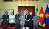 Посольство Вьетнама в Италии организовало церемонию поднятия флага АСЕАН