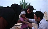 Иран прилагает большие усилия для оказания помощи жертвам землетрясений