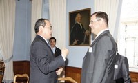 Вице-премьер СРВ Нгуен Тхиен Нян находится в Швейцарии с рабочим визитом