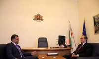 Нгуен Тхиен Нян встретился с вице-премьером Болгарии Симеоном Дянковым