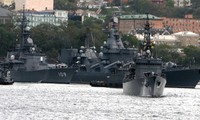 Боевые корабли России и Японии проводят совместные учения
