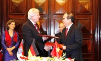 Визит во Вьетнам премьер-министра германской земли Гессен