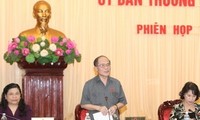 Продолжается работа 12-го заседания Постоянного комитета вьетнамского парламента