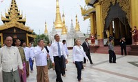Президент США продолжает турне по странам Юго-Восточной Азии