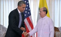 Президент США Барак Обама отбыл из Мьянмы