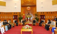 Вице-премьер Нгуен Суан Фук принял делегации ветеранов войны Лаоса и Камбоджи