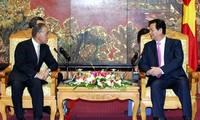 Премьер-министр Нгуен Тан Зунг принял посла Японии во Вьетнаме