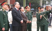 Вице-премьер Нгуен Тхиен Нян посетил музеи в Ханое