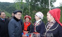 Рабочая поездка председателя НС СРВ Нгуен Шинь Хунга в провинцию Баккан