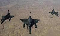 Французские ВВС продолжают наносить удары по боевикам-исламистам в Мали