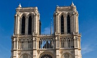 В Соборе Парижской Богоматери выставлены девять новых колоколов