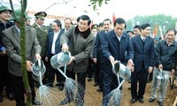 Президент СРВ Чыонг Тан Шанг принял участие в празднике посадки деревьев