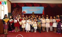 Посольство Вьетнама в России отметило Международный женский день