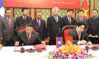 Министерства обороны Вьетнама и Лаоса подписали план сотрудничества на 2013 год