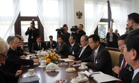 Официальный визит в Польшу спикера вьетнамского парламента Нгуен Шинь Хунга