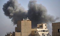 Сирийские повстанцы бомбили президентский дворец в Дамаске