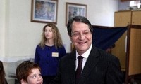 Президент Кипра заявил, что страна не выйдет из еврозоны