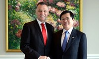 Активизация сотрудничества между Вьетнамом и Австралией в сферах торговли и энергетики