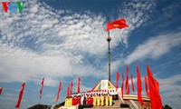 Во Вьетнаме отмечают 38-летие со дня полного освобождения Южного Вьетнама и воссоединения страны