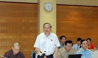 Вьетнамские депутаты обсуждали внесение поправок в Закон о предприятиях