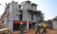 Вьетнам впервые примет участие в учениях аварийно-спасательной службы за границей