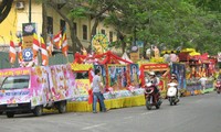 С празднования Дня рождения Будды можно хорошо увидеть свободу вероисповедания во Вьетнаме