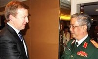 Нгуен Чи Винь встретился с руководителями министерств обороны стран-участниц диалога «Шангри-Ла»