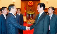 Премьер-министр СРВ Нгуен Тан Зунг принял секретаря районного парткома Гуанcи