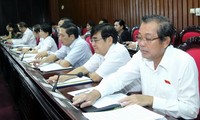 Вьетнамский парламент принял три закона и два постановления