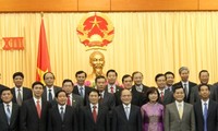 Спикер вьетнамского парламента принял послов и глав представительств Вьетнама в зарубежных странах