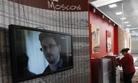 Эдвард Сноуден отозвал прошение о политическом убежище в России