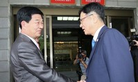 Две Кореи договорились возобновить работу промзоны Кэсон