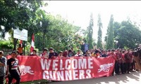 Вьетнамские болельщики с нетерпением ждут товарищеского матча Вьетнама и Арсенала