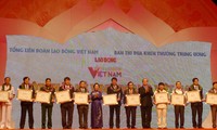 В Ханое состоялась Программа «Слава Вьетнаму-2013»