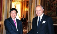 В Ханое состоялись переговоры между главами МИД Вьетнама и Франции