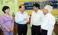 Вице-премьер Ву Ван Нинь провел рабочую встречу с руководителями г.Хошимина