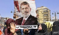 Мухаммед Мурси обвиняется в совершении насильственных действий