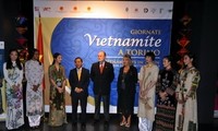 В итальянском Турине открылась выставка «Вьетнамское культурное пространство»
